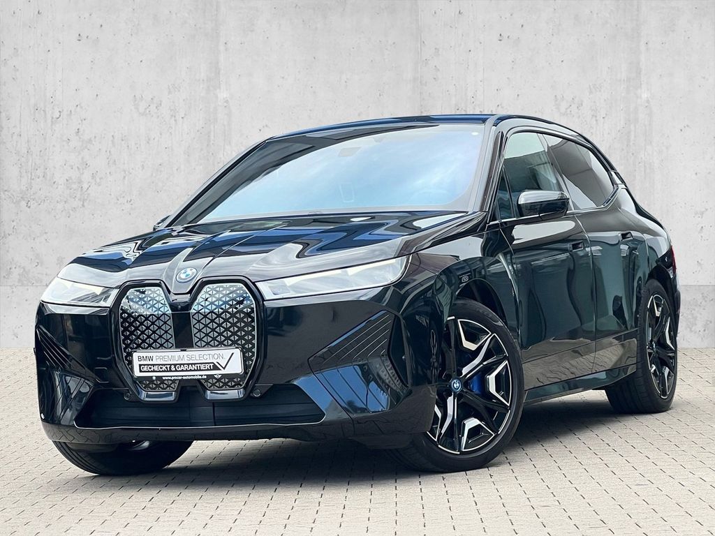 Image of BMW iX