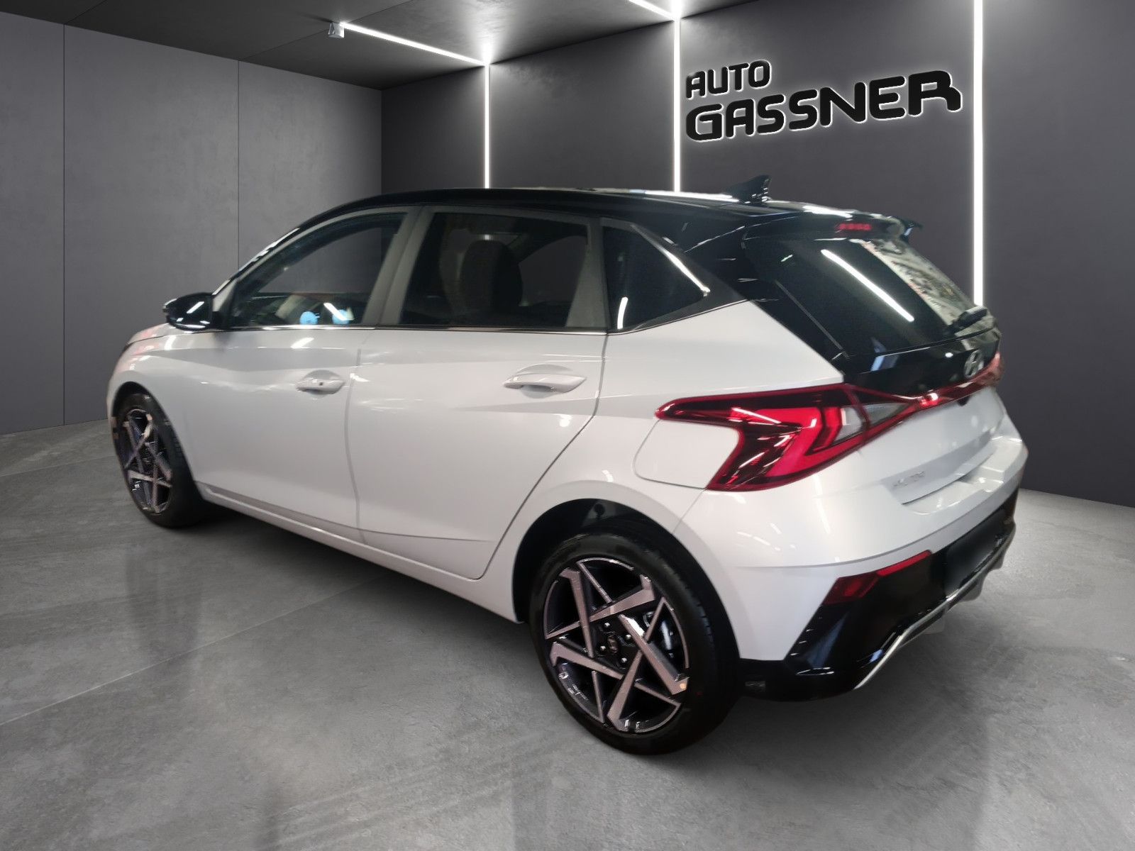 Fahrzeugabbildung Hyundai i20 90 PS Prime DCT Mj.26 Navi Dachlackierung