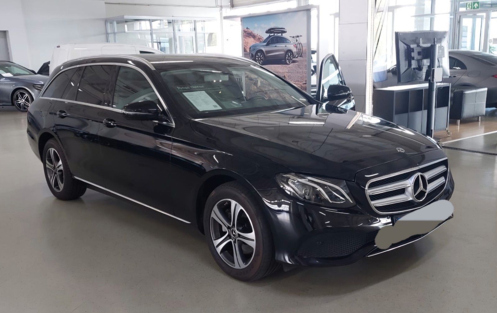 MERCEDES-BENZ E 220 d 4MATIC T Autom. -
