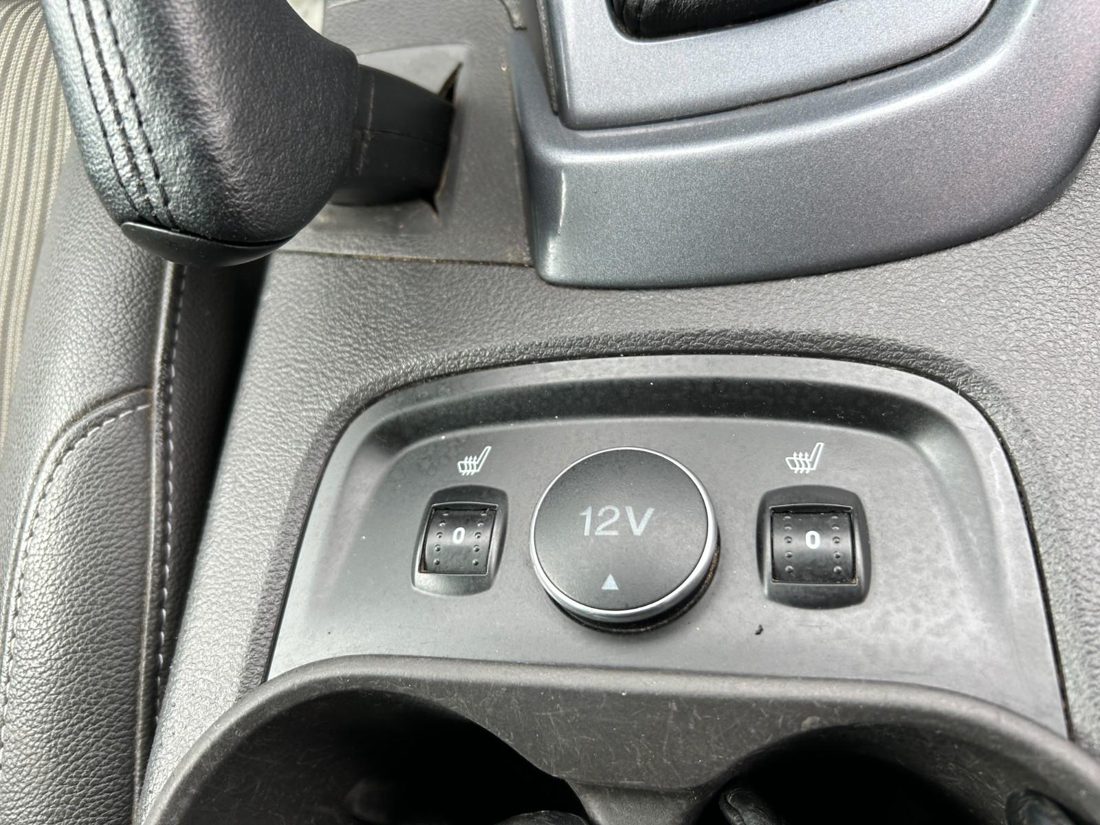 Ford Focus 2013 — photo 26