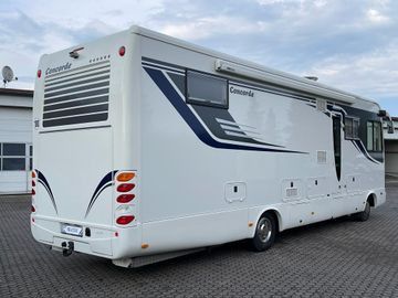 Bild 10 Concorde Liner 990 G PKW-Garage Top