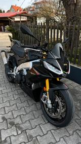 Aprilia Tuono V4 1100 Factory - APRILIA TUONO V4 1100 FACTORY