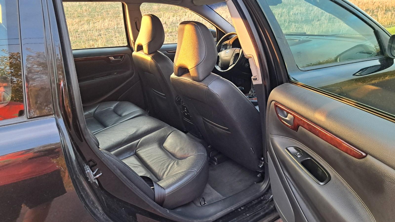Volvo V70 2006 — photo 6