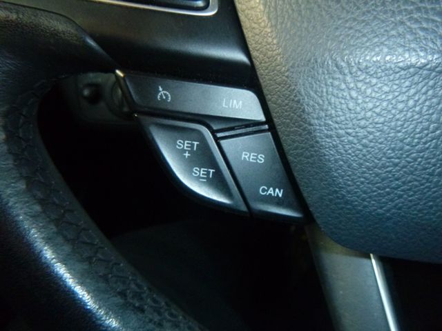 Fahrzeugabbildung Ford C-MAX 1.0 EcoBoost Cool & Connect>NAV/PDC/SHZ...