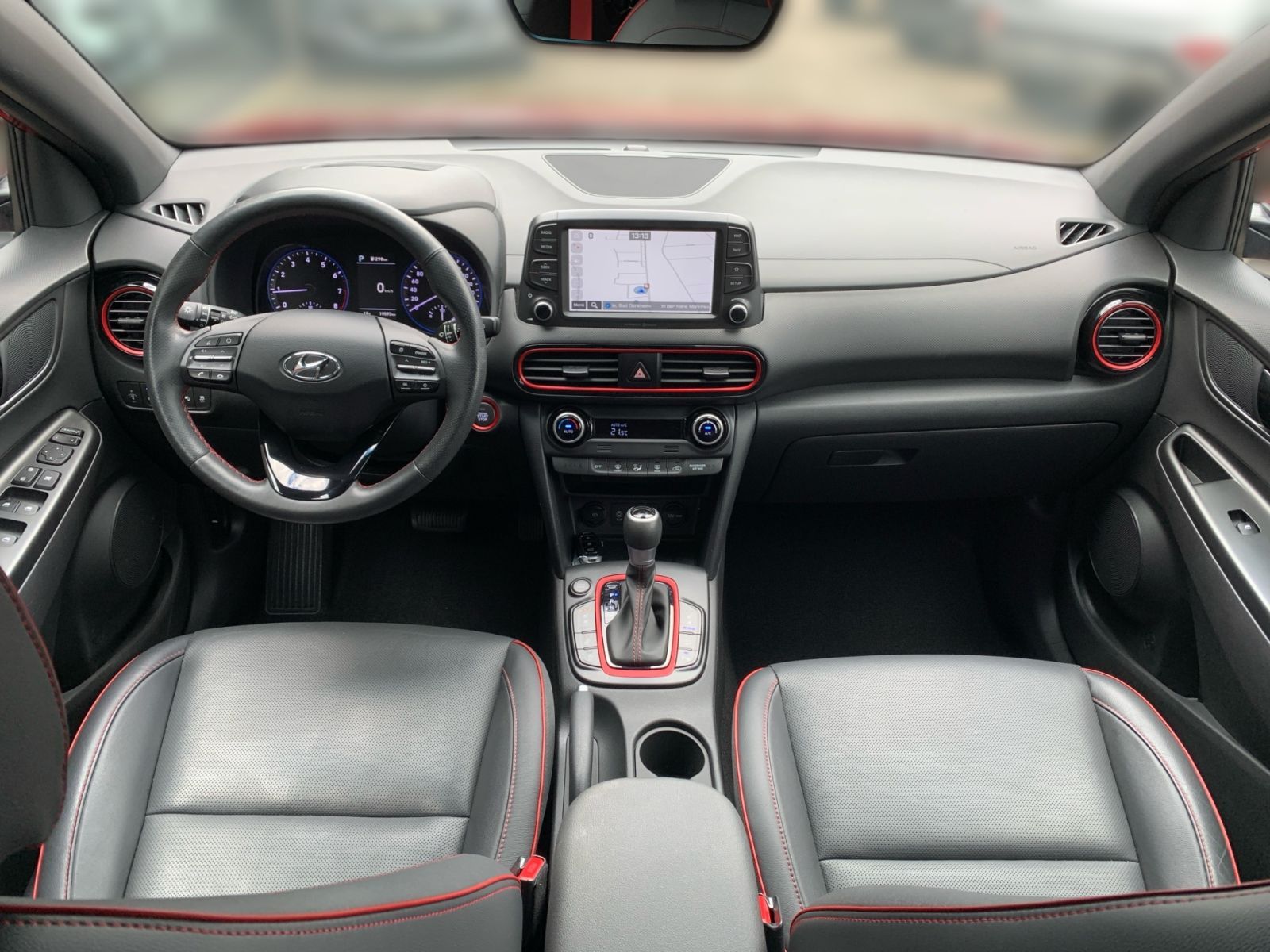 Fahrzeugabbildung Hyundai KONA 1.6 T-GDI Unique Plus Leder LED