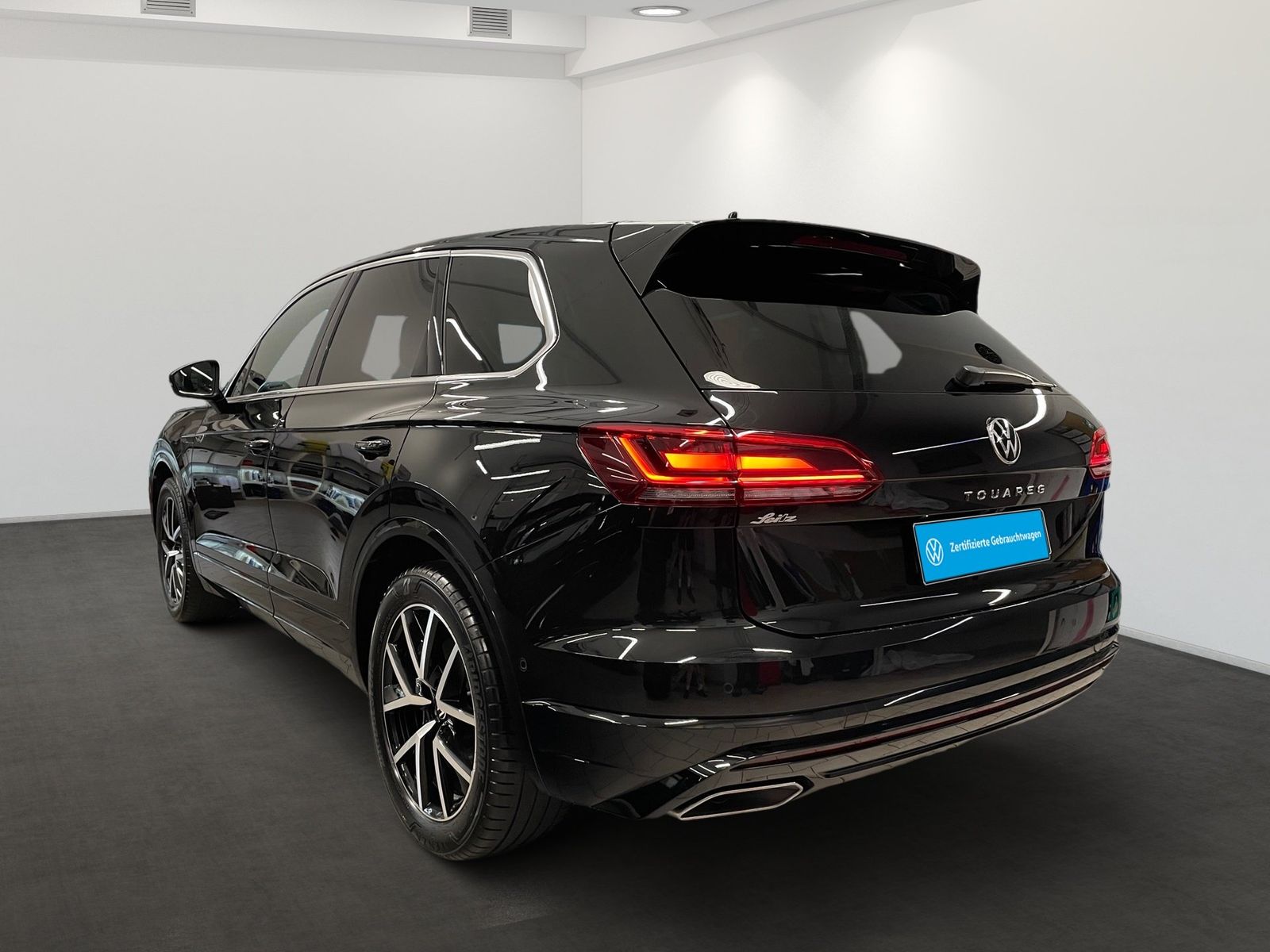 Volkswagen Touareg 3.0 TSI 4M R-Line AHK DYNAUDIO LED foto 5