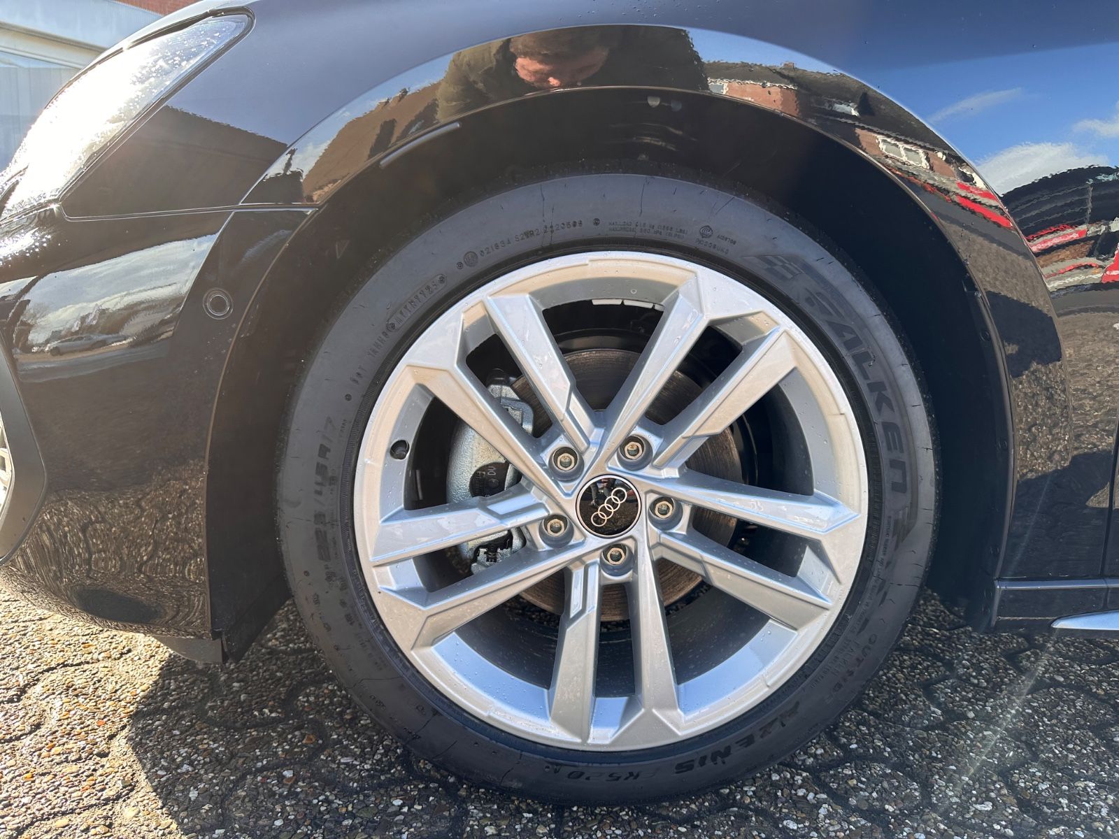 Fahrzeugabbildung Audi A3 Sportback 35 TFSI S line S Tron. Navi/ACC/LED