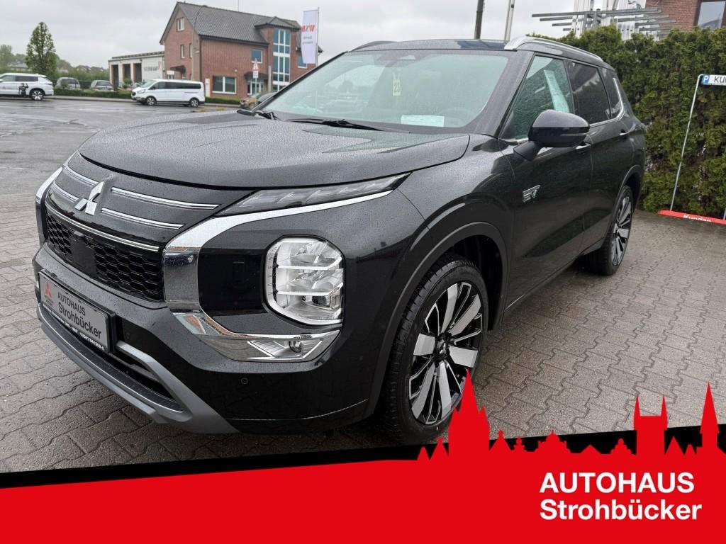 Mitsubishi Outlander 2.4 4WD TOP 360° HUD Pano 20 Zoll 