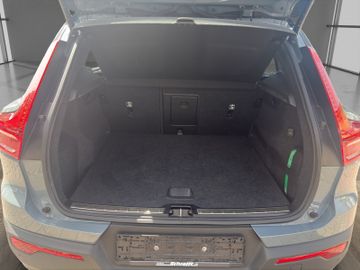 Volvo XC40 R Design Recharge Plug-In Hybrid 2WD