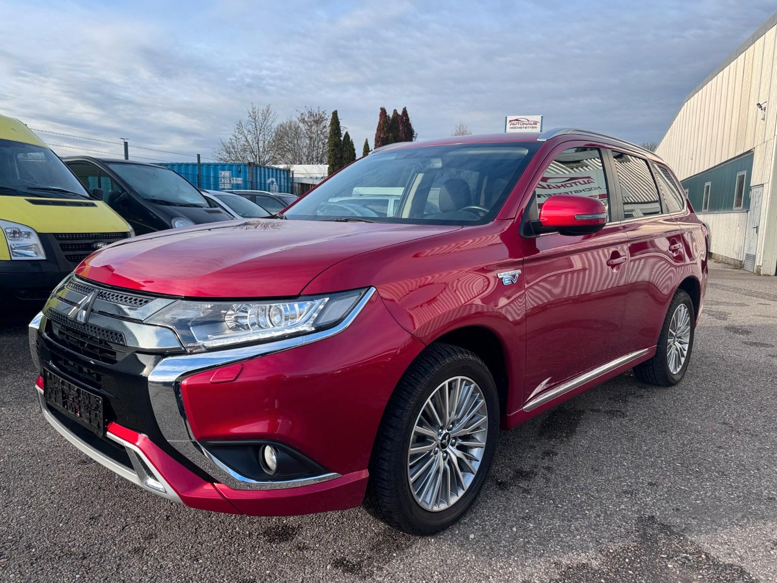 Mitsubishi Outlander PHEV Basis 4WD | 12-Monate Garantie