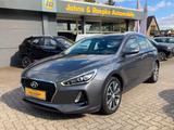 Hyundai i30 cw  Trend 1,4 Automatik / NAVI / KAMERA - Hyundai i30 mit Benzin-Antrieb: Kombi, Automatik