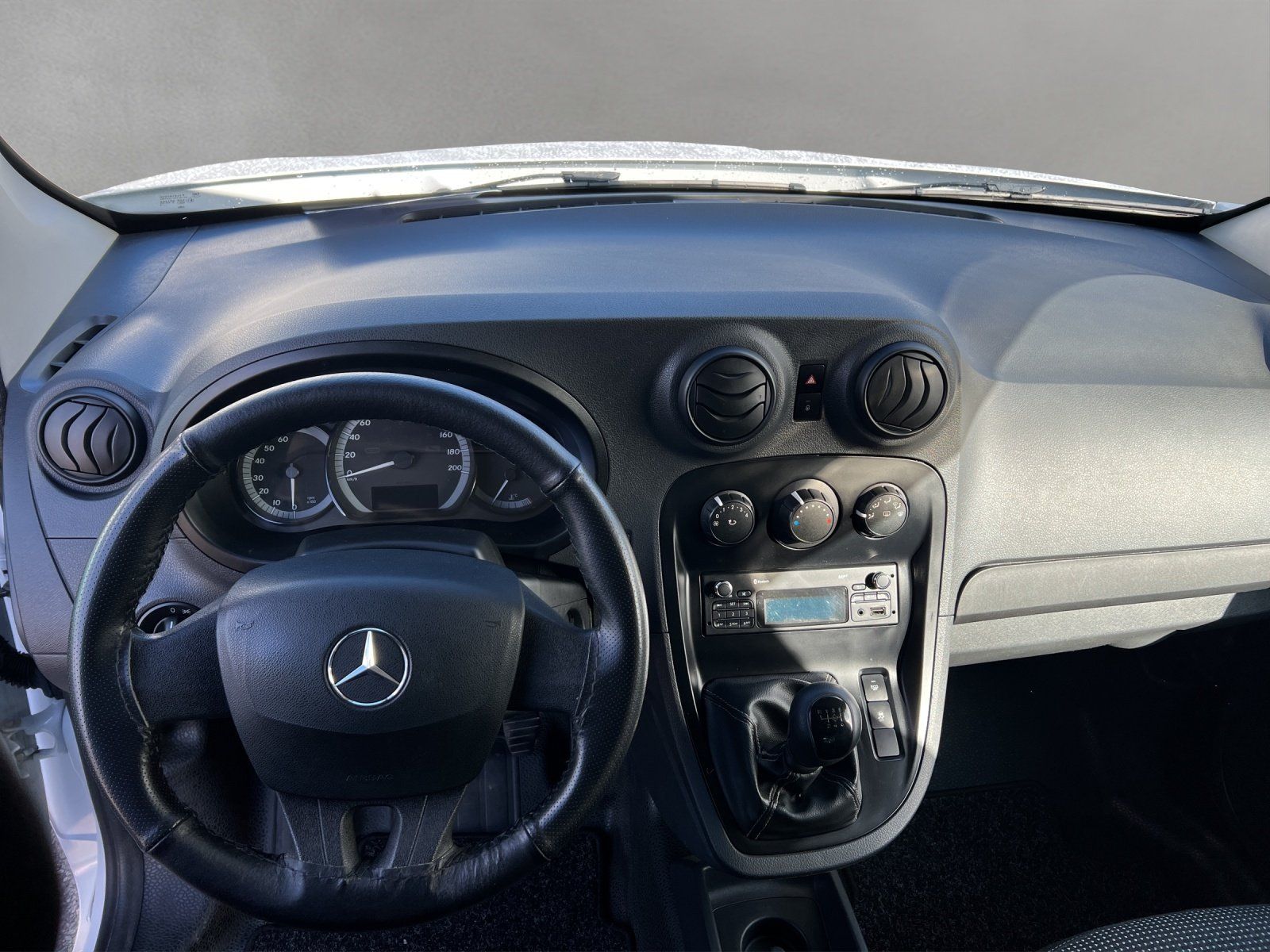 Fahrzeugabbildung Mercedes-Benz Citan 112 Kasten Lang AHK Leiterklappe