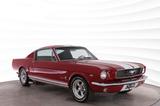 Ford Mustang Fastback Model -66 - Ford Mustang aus 1965: Fastback