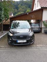 Ford Tourneo Connect 1.5 EcoBlue mit Rampe - Behindertengerechte Ford Tourneo Connect