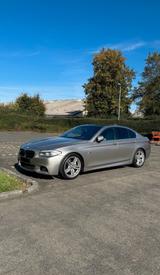 BMW Bmw F10 525d M-Paket! - BMW 525 in Düsseldorf
