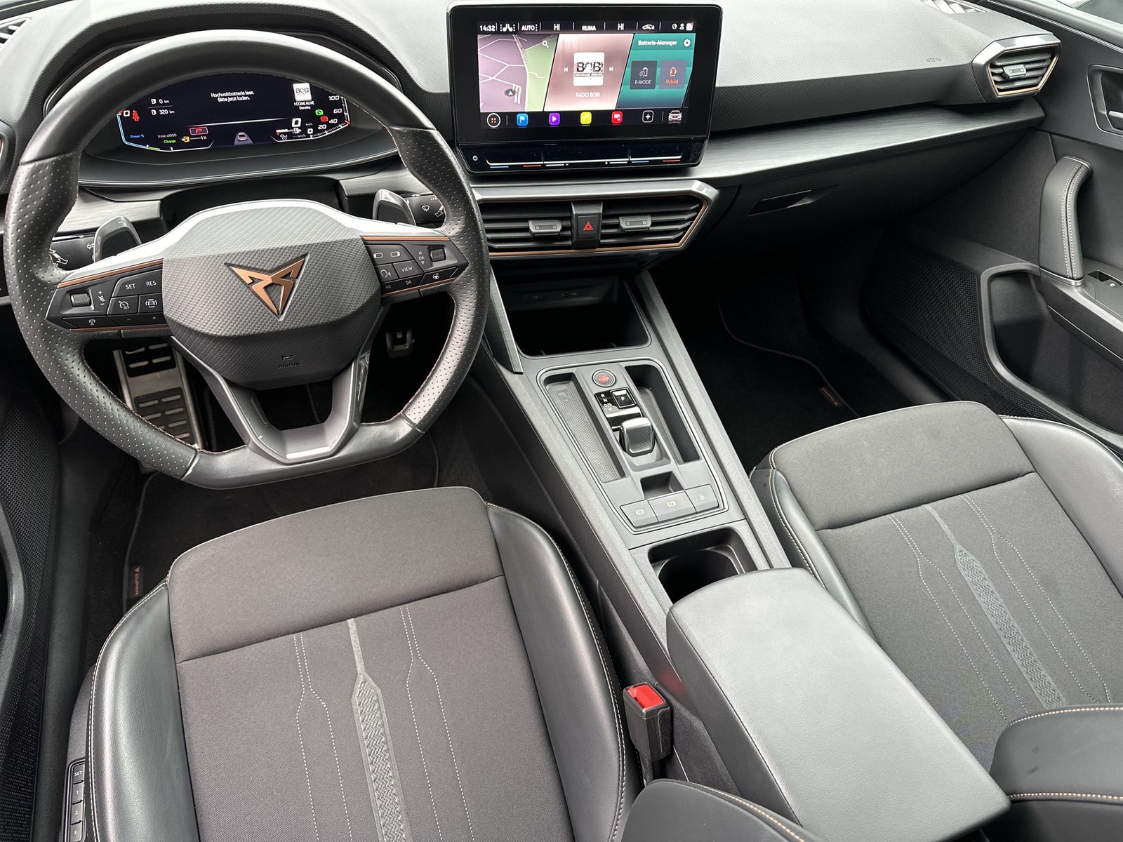 Fahrzeugabbildung CUPRA Leon Sportstourer 1.4 e-Hybrid NAV+LED+AHK+ACC