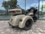 Harley-Davidson Tri Glide Ultra / FLHTCUTG 107 / 2017 Trike - TRIKE