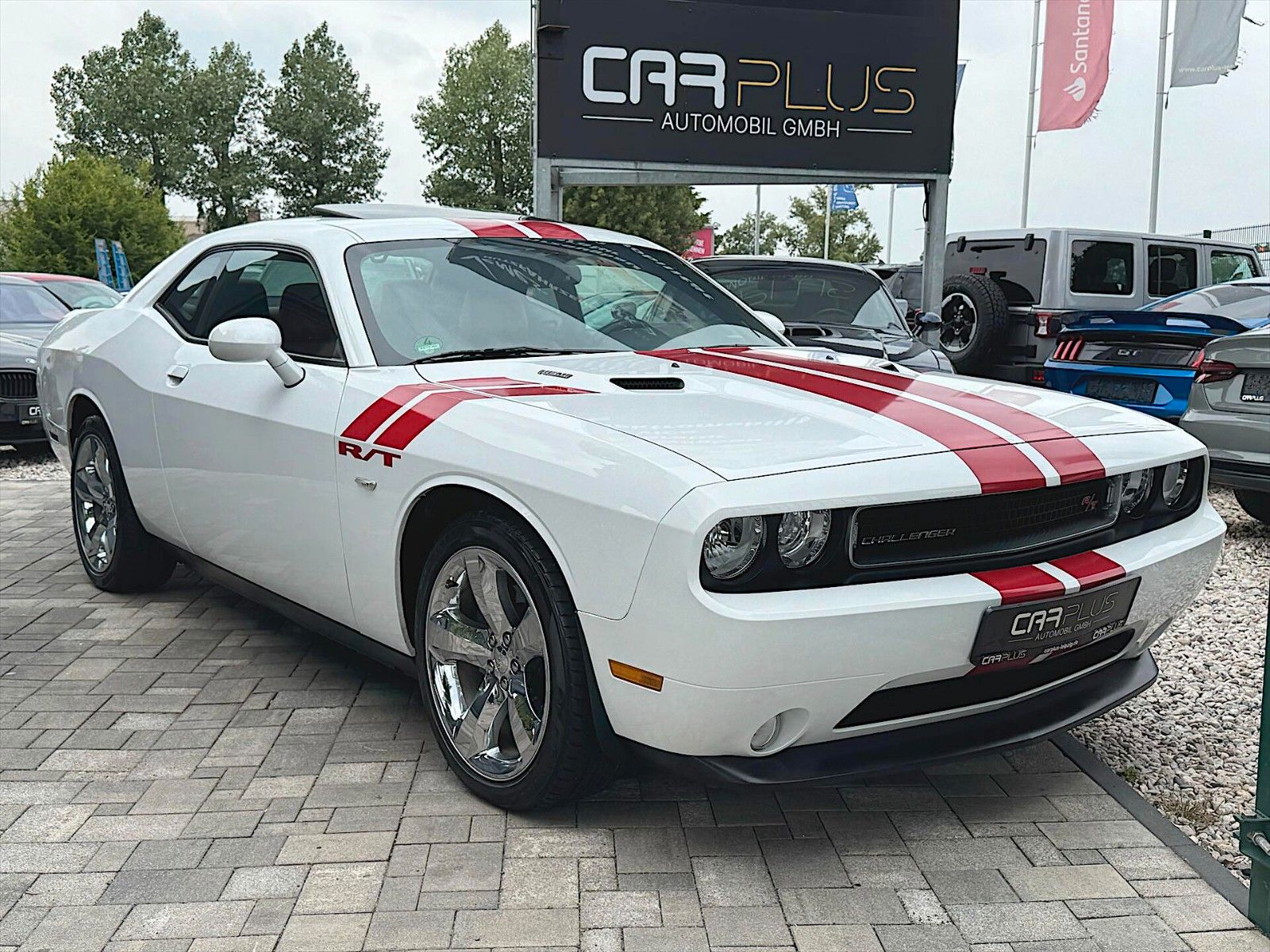 Fahrzeugabbildung Dodge Challenger 5.7 V8 HEMI R/T Sport Original 18tkm!