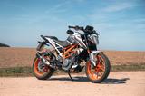 KTM Duke 390 - KTM Motorräder in Dresden