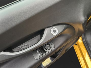 Fiat 500 1.0 FireFly Torino LED TEMPOMAT PDC CARPLAY