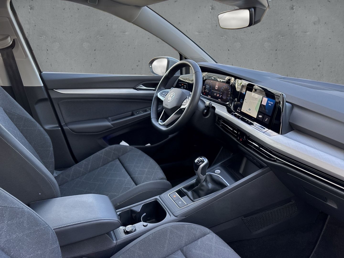Fahrzeugabbildung Volkswagen Golf 2.0 TDI Life Navi AHK GJR