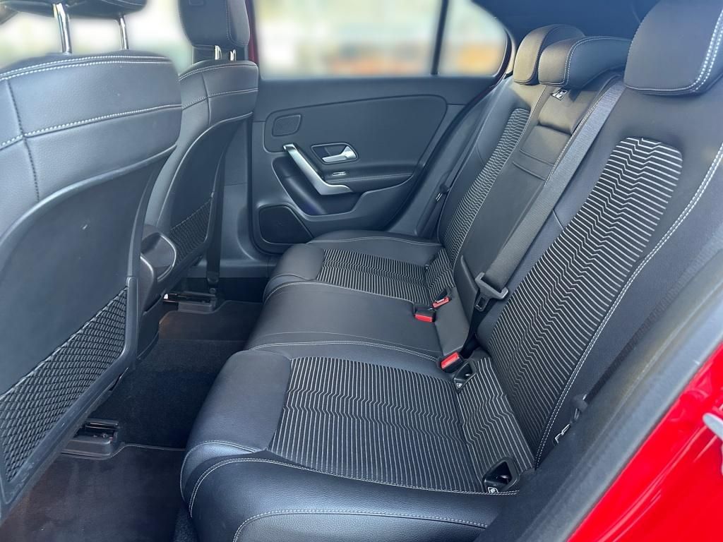 Fahrzeugabbildung Mercedes-Benz A 200 Progressive Night Totwi. Navi LED SHZ KAM