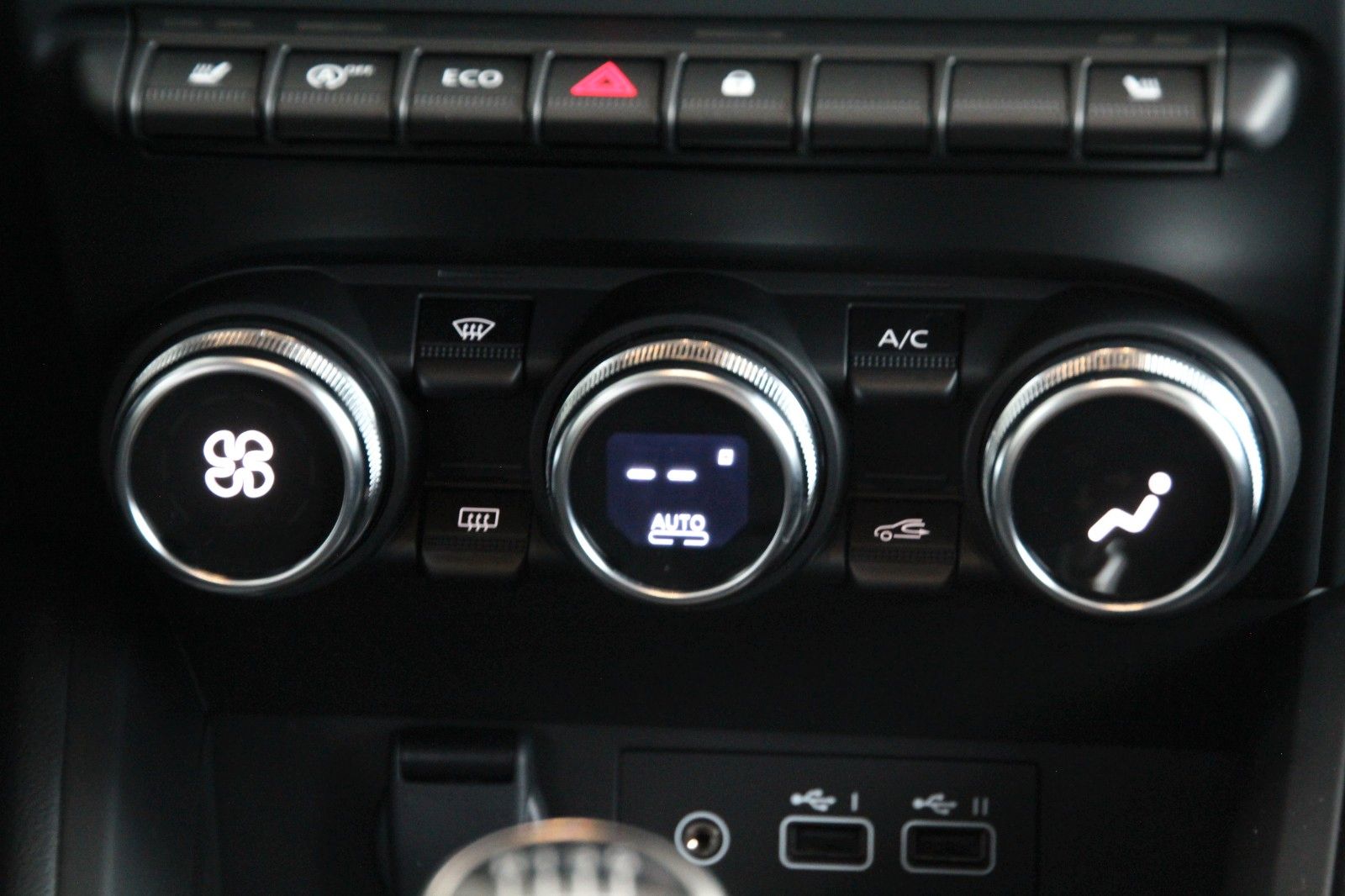 Fahrzeugabbildung Mitsubishi Colt Plus LED*SHZ*ALU*KAMERA