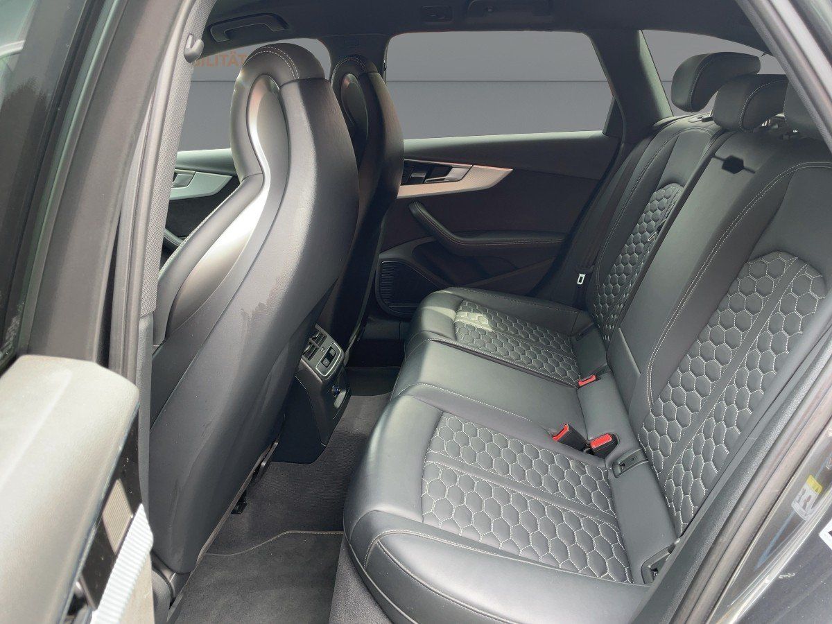 Audi RS 4 Avant 2.9 quattro MATRIX+B&O+APP+AHK+LEDER foto 9