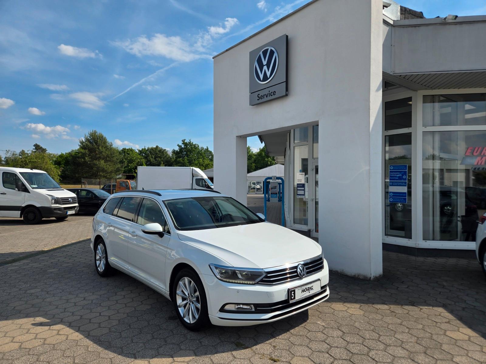 Volkswagen Passat Variant ACC DSG Navi AHK