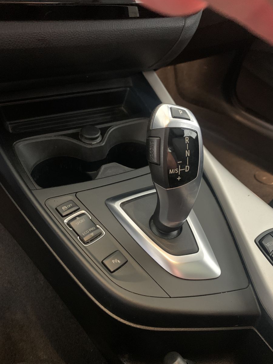 Fahrzeugabbildung BMW 118 d Advantage*PDC*Klima*SHZ*Navi*