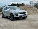 Mercedes-Benz Mercedes ML w164 320 cdi - Mercedes-Benz ML 320 aus 2006: Cdi