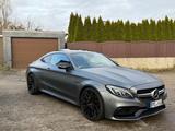 Mercedes-Benz C 63 AMG Coupé/PANO/LEDER/BURMESTER/PERF ABGAS - Mercedes-Benz C 63 AMG: Coupe, Grau