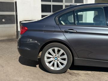 BMW 318 - 3