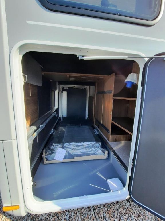 Fahrzeugabbildung LMC Cruiser 740 EL Verfüg./Sparen 6.521,- €