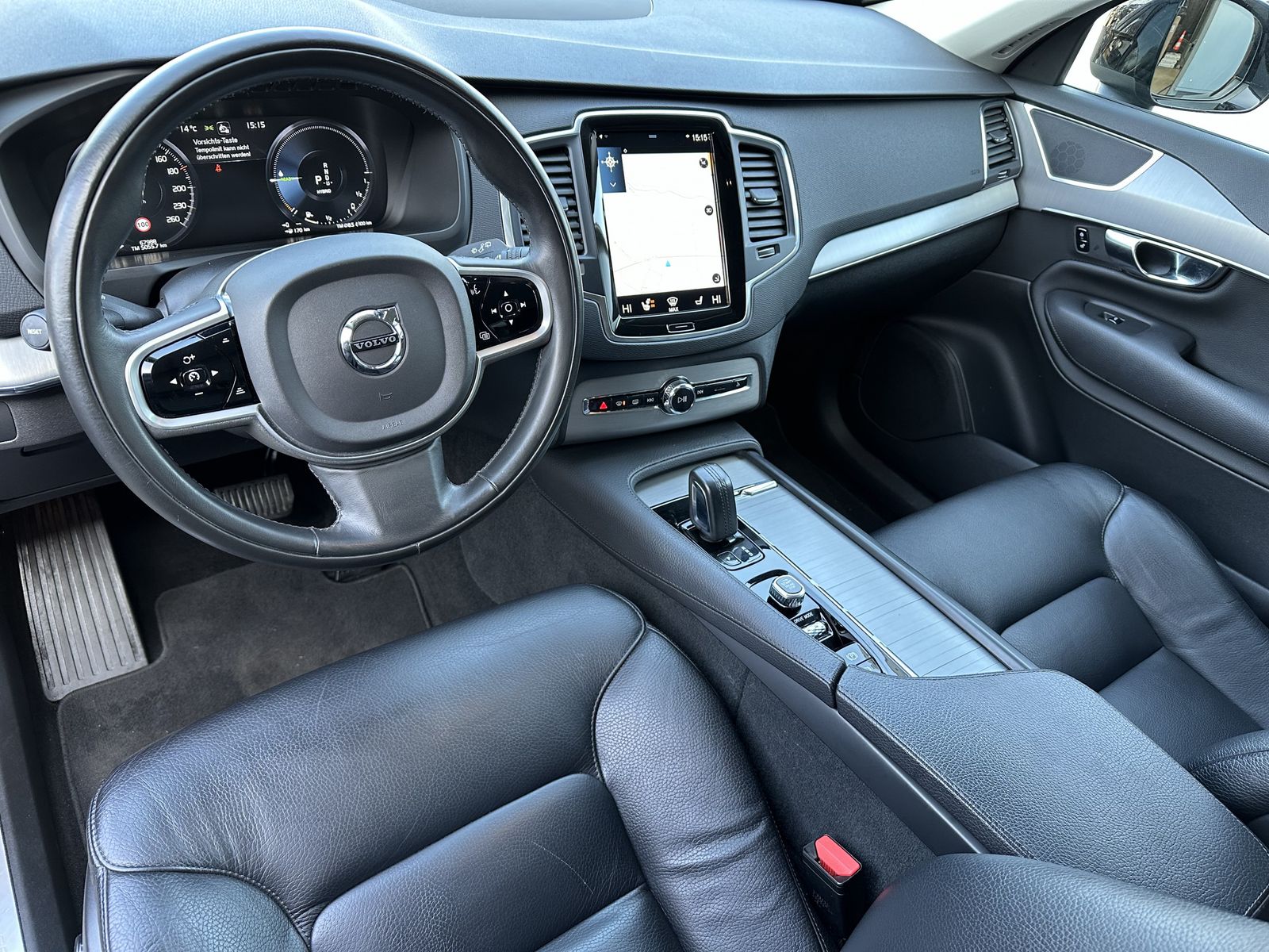 Fahrzeugabbildung Volvo XC90 R Design AWD 7-Sitzer NAV+LED+19ZO+ACC