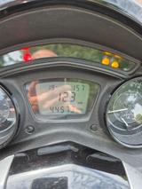 Piaggio X10 125 - PIAGGIO ROLLER 125