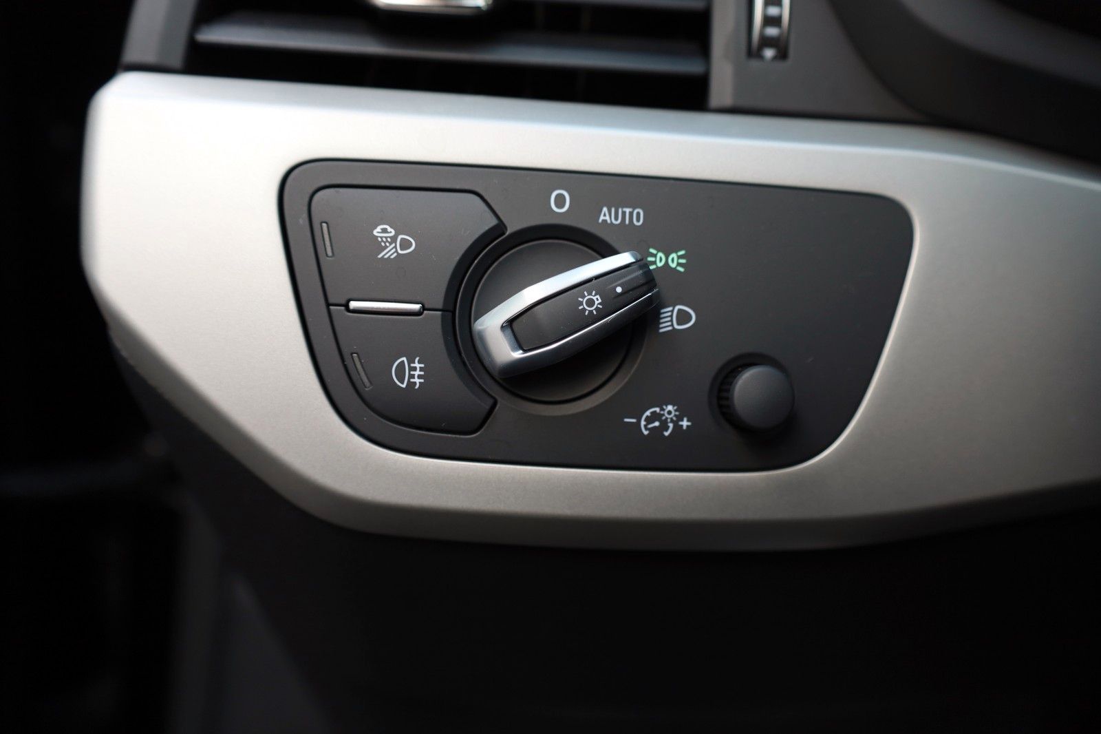 Fahrzeugabbildung Audi A5 Sportback 40 TDI,Leder,Navi,LED,SH,ACC,SR+WR