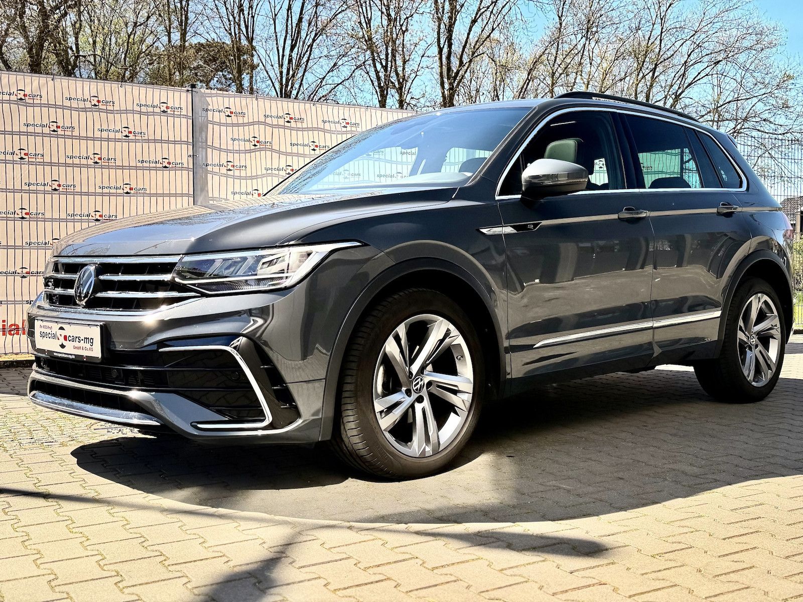 Volkswagen Tiguan R-Line Pano Kamera KeylessGO foto 2