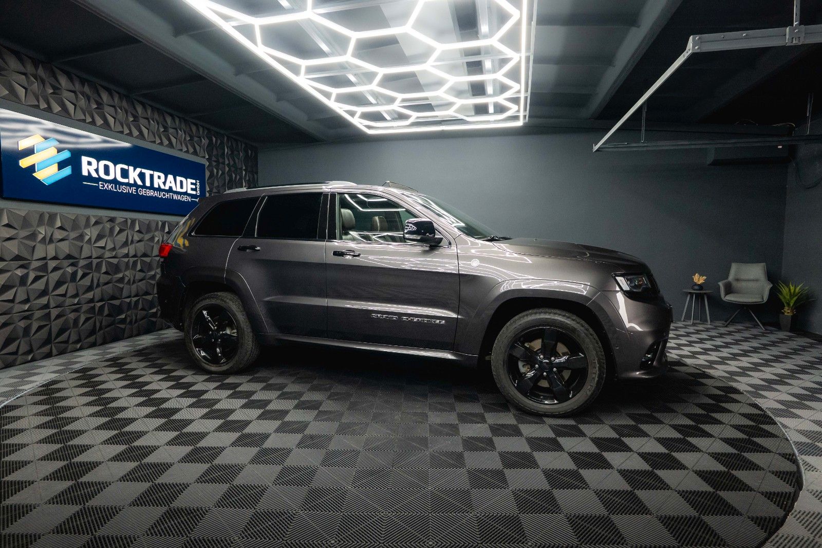 Fahrzeugabbildung Jeep Grand Cherokee 5.7 V8 SRT OVERLAND *Pano*ACC*19%