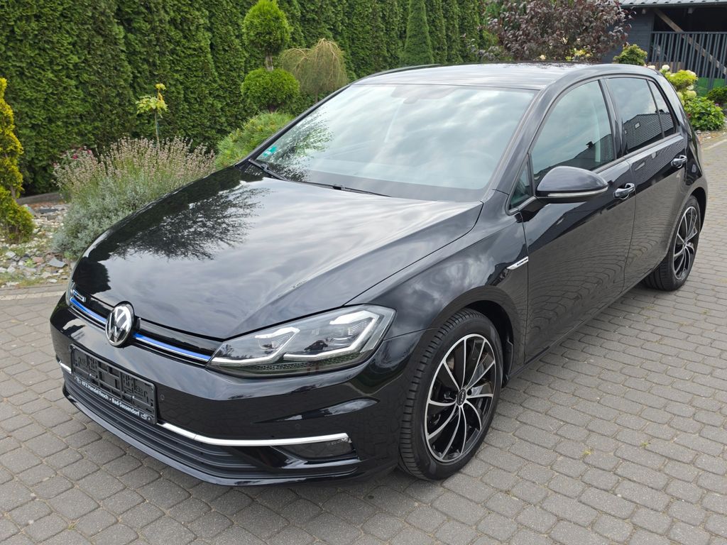 Image of Volkswagen Golf