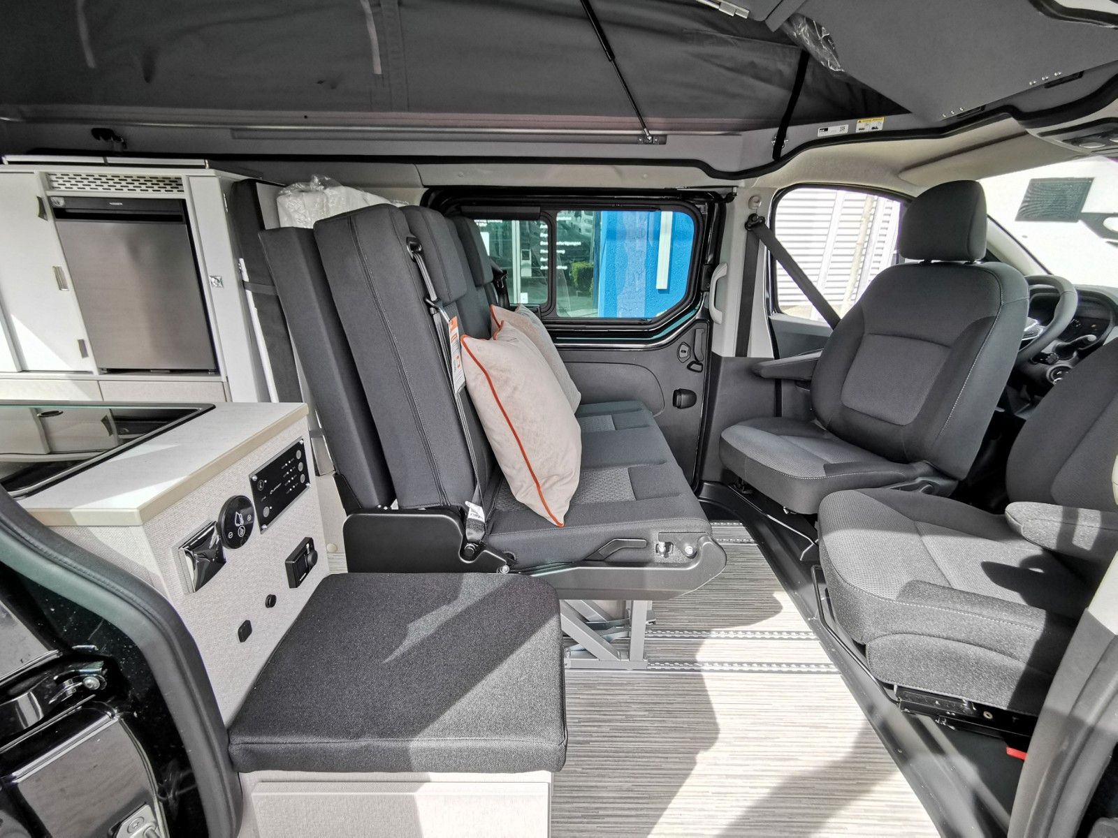 Fahrzeugabbildung Bürstner Playa C 530 Limited SIE SPAREN  32.579 € !!!