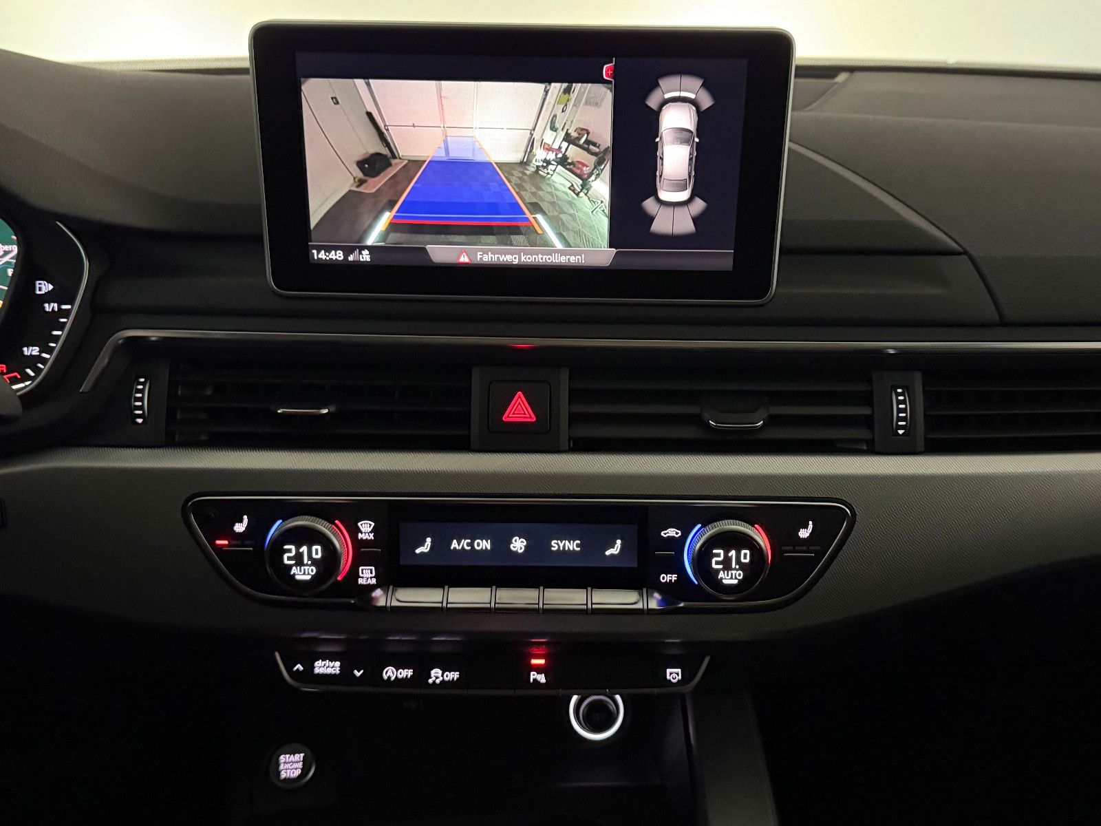 Fahrzeugabbildung Audi A4 Lim. S-LINE SPORT ultra/MATRIX/B&O/eGSD/VIRCO