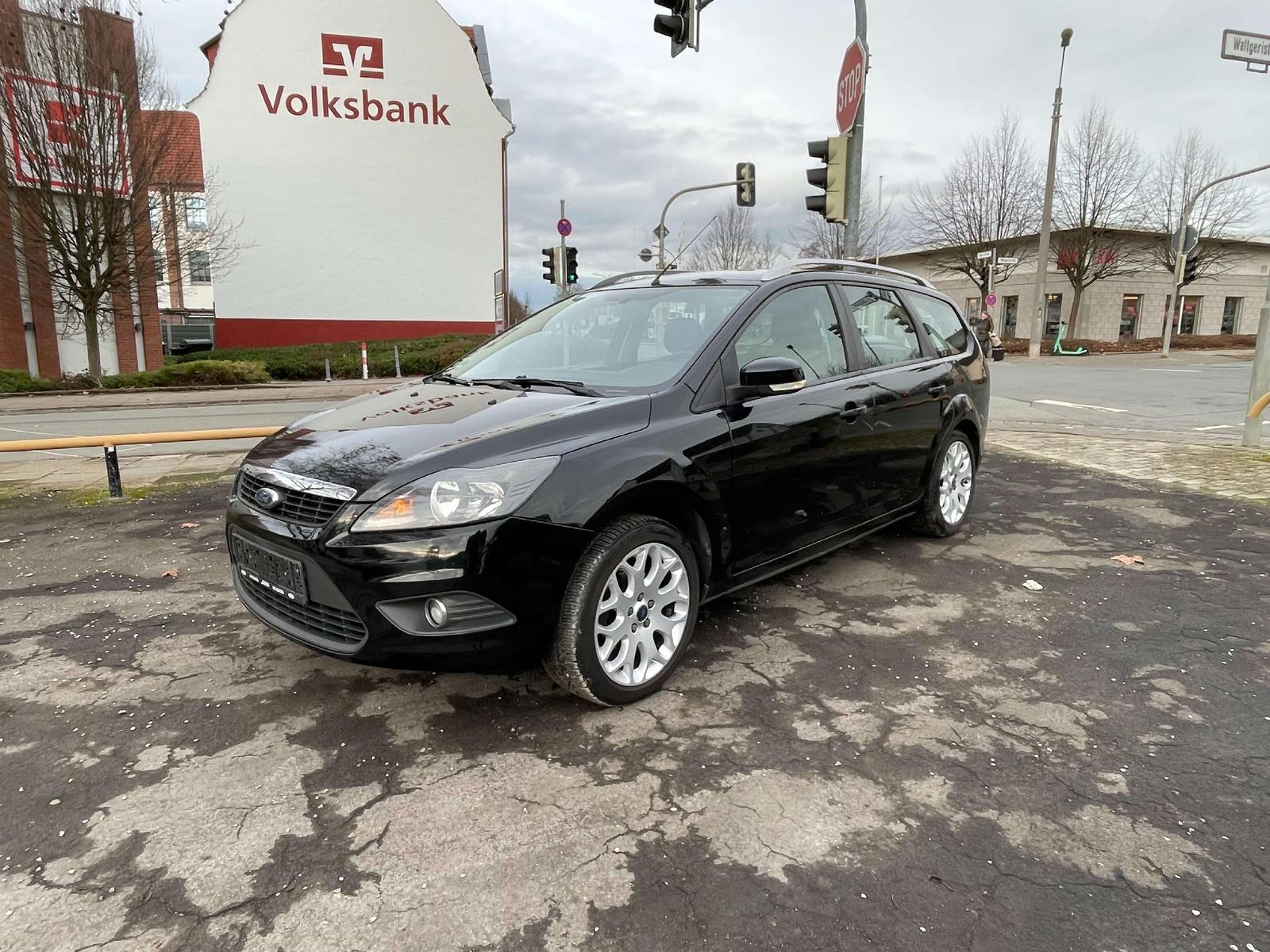 Ford Focus SPORT*KLIMA*AHK*SHZ*STAR*STOP*TÜV/AU*01/20