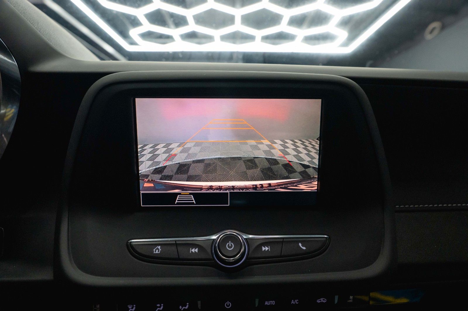 Fahrzeugabbildung Chevrolet Camaro 6.2 SS Coupe ZL1 LT1 Performance CarPlay