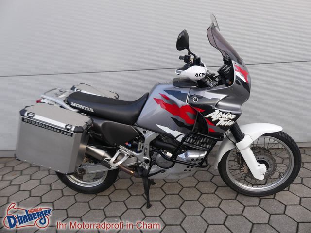 Honda XRV 750 Africa Twin + Alu-Koffer + Arrow Auspuff