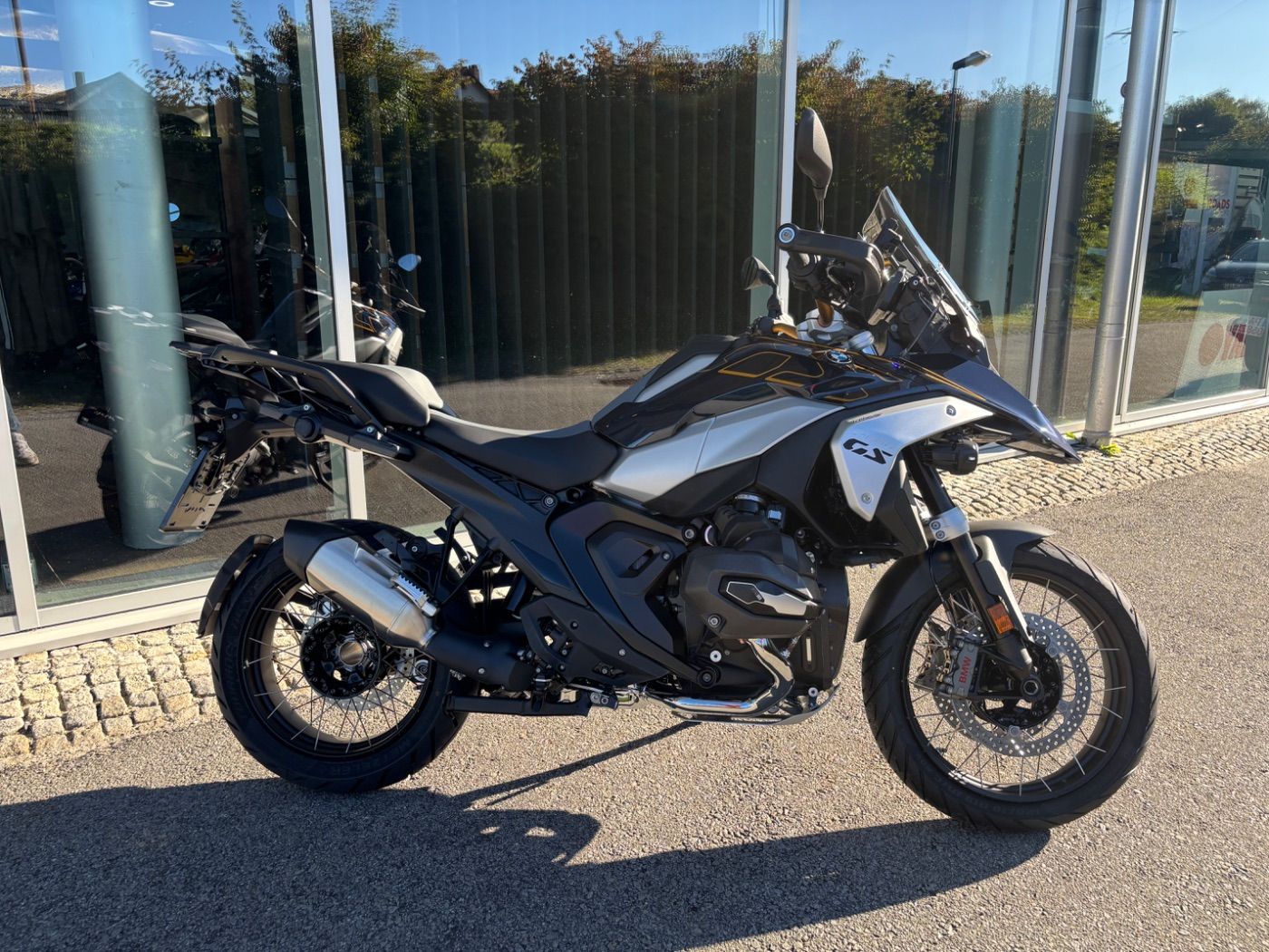 Fahrzeugabbildung BMW R 1300 GS Option 719 ASA