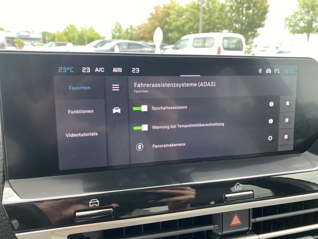 Fahrzeugabbildung Citroën C4 PureTech 130 *Automatik* MAX *360Grad Kamera*
