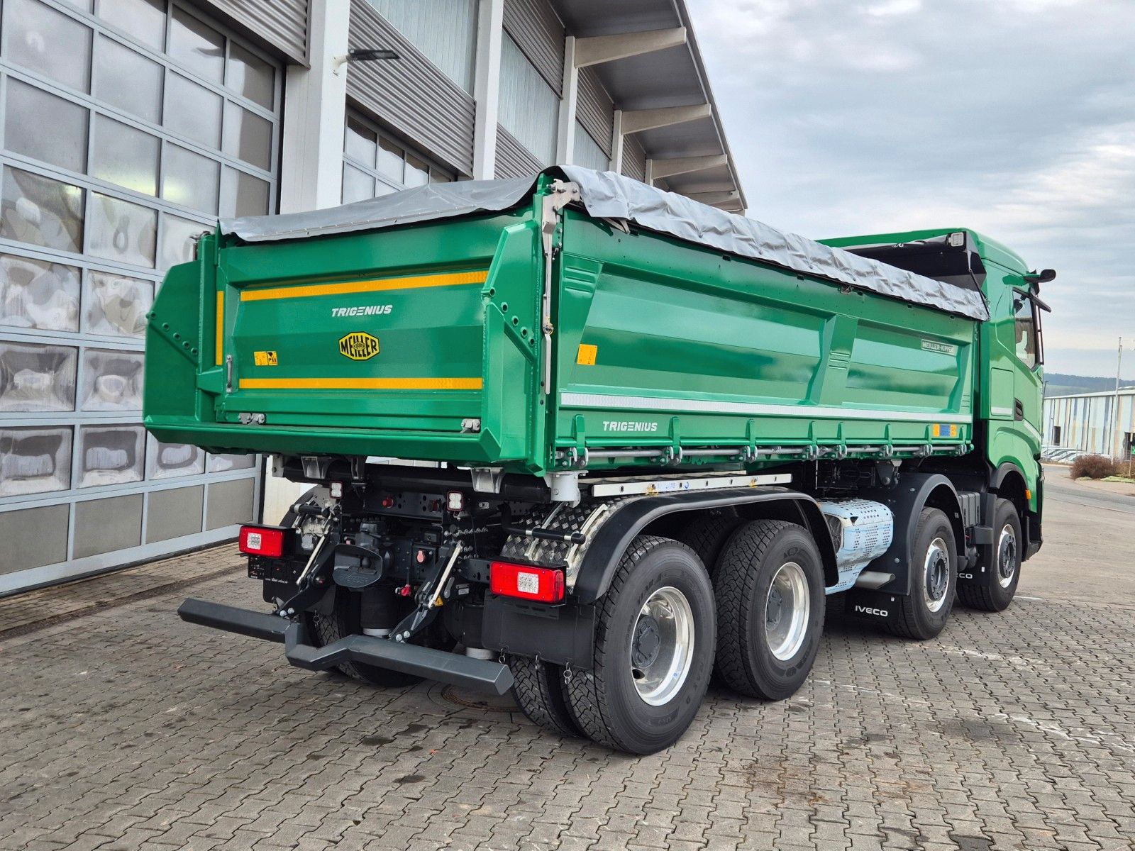 Fahrzeugabbildung Iveco AS360X50Z/P HR ON+ 8x4 Meiller AHK Intarder Cam