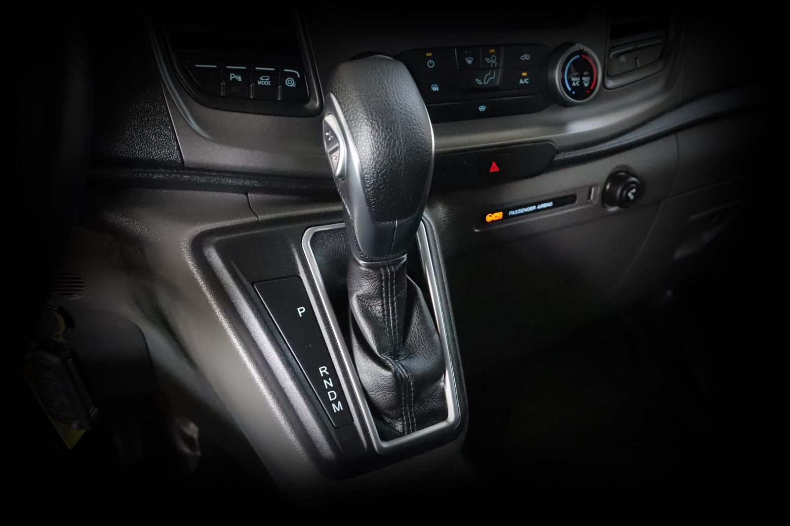 Ford Tourneo Custom 320 L1 Active*1.Ha*AUTOMATIK*NAVI foto 14