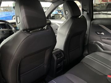 Fotografie 14 des Opel Astra 1.2 Turbo Hybrid 48 V GS Tech Paket
